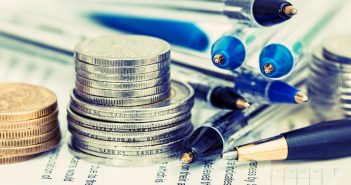 How to Pursue a Career in the Finance Industry career in finance