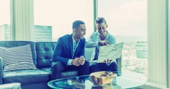 What are the Reasons to Pursue a Career in Insurance?