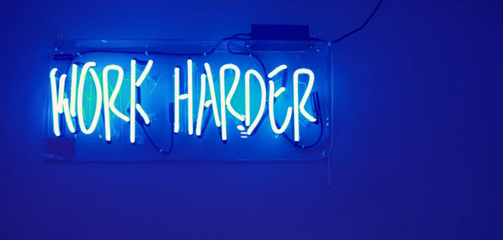 7 Ways Managers Motivate and Demotivate Employees 7 ways managers motivate and demotivate their employees