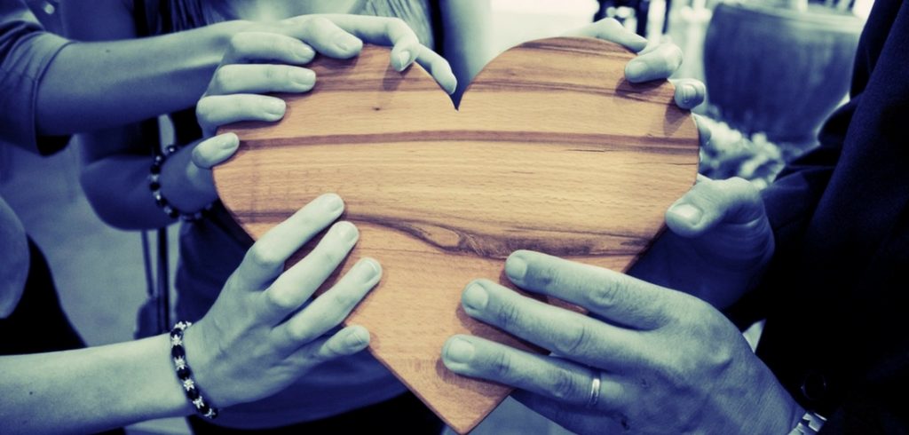 How Graduates Should Build Relationships with Small Businesses Building relationships with small businesses