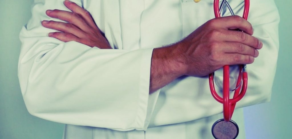 3 Tips to Help You Get into Medical School