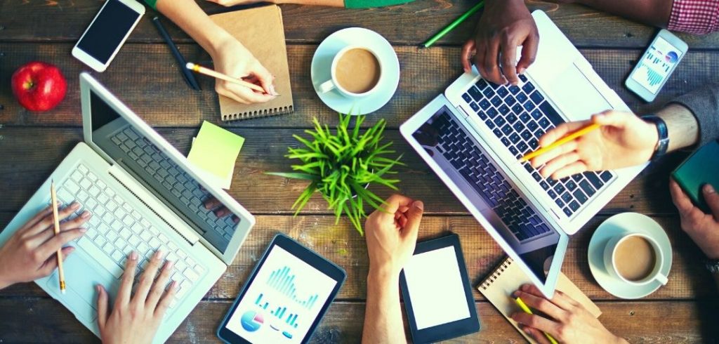 4 Lucrative Jobs For Any Undergraduate