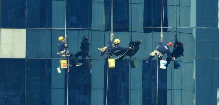 5 Tips for Hiring a Commercial Cleaning Company 5 Tips for Hiring a Commercial Cleaning Company