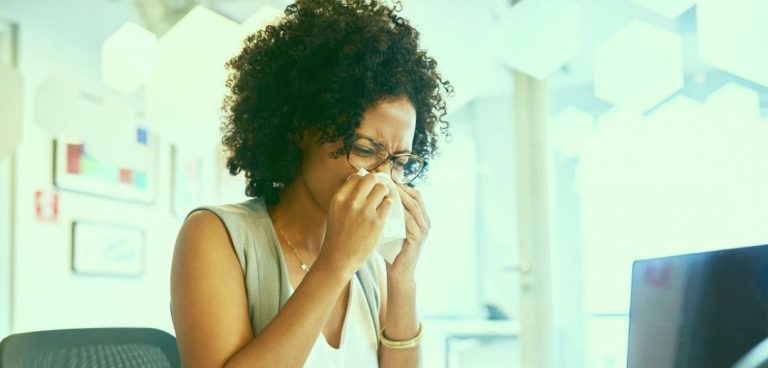 How to Handle Hay Fever At Work