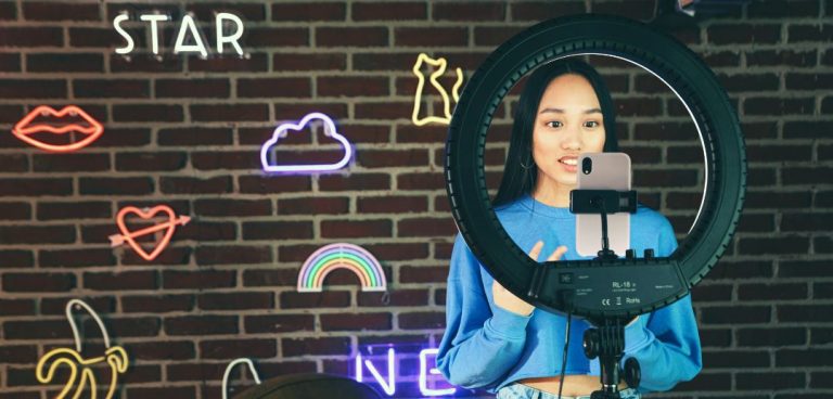 How Content Creators Can Turn Their Creativity Into a Career How Content Creators Can Turn Their Creativity Into a Career